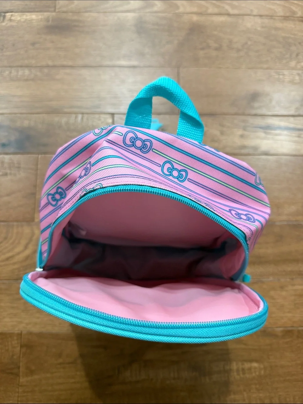 FUL Hello Kitty Kids Backpack Bag - Hello Kitty Beach